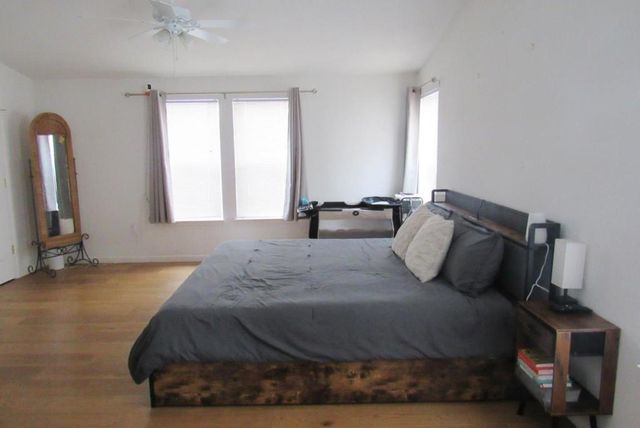 1220 Vienna Drive, Sunnyvale, CA 94089