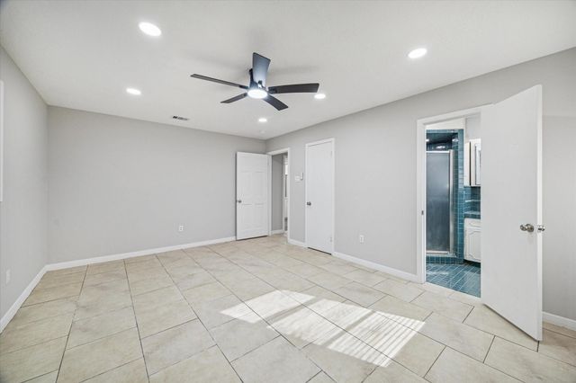 1703 Raintree Street, Baytown, TX 77520