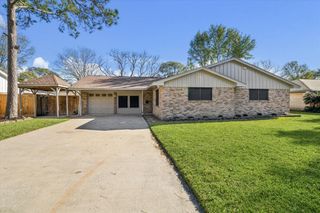 1703 Raintree Street, Baytown, TX 77520