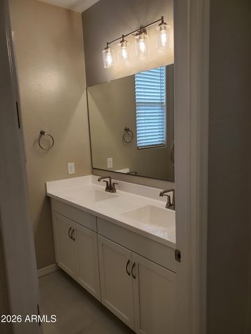 18558 W SWAYBACK Pass, Wittmann, AZ 85361