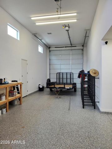 18558 W SWAYBACK Pass, Wittmann, AZ 85361