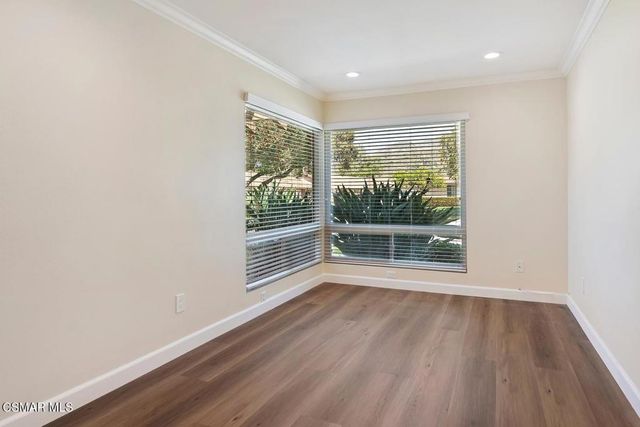 25336 Village 25, Camarillo, CA 93012