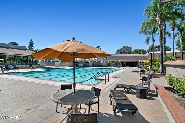 25336 Village 25, Camarillo, CA 93012