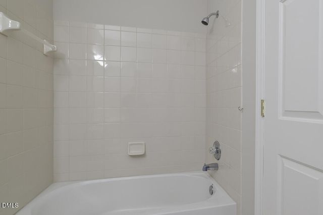 8041 Allyns Landing Way 203, Raleigh, NC 27615