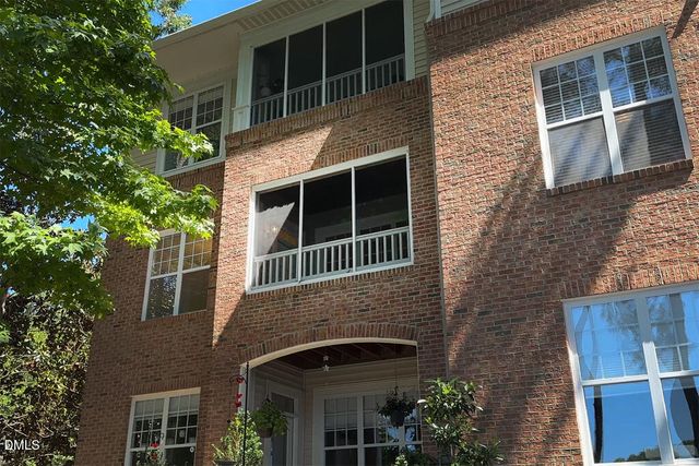 8041 Allyns Landing Way 203, Raleigh, NC 27615