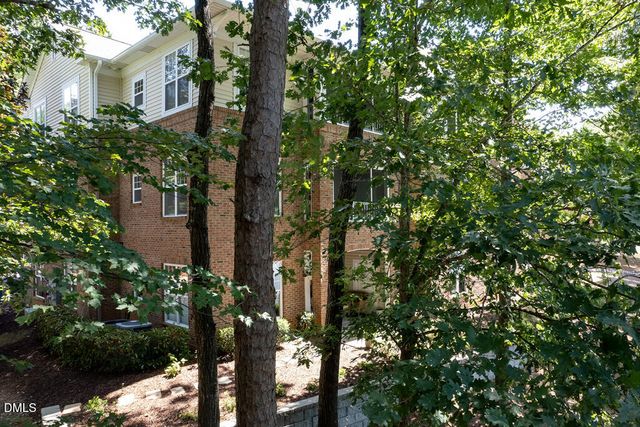 8041 Allyns Landing Way 203, Raleigh, NC 27615