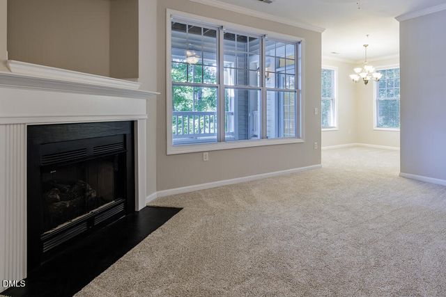 8041 Allyns Landing Way 203, Raleigh, NC 27615