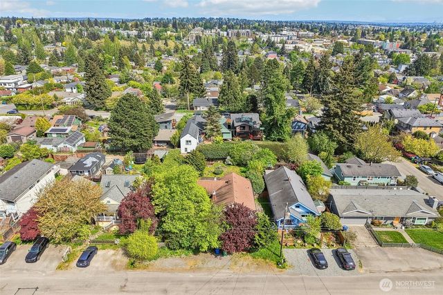 8812 Dibble Avenue NW, Seattle, WA 98117