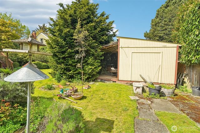 8812 Dibble Avenue NW, Seattle, WA 98117