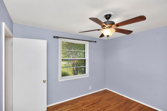 106 Vulco Dr, Hendersonville, TN 37075