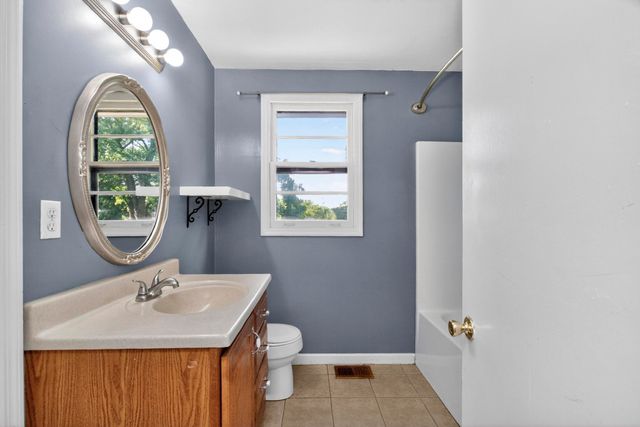 106 Vulco Dr, Hendersonville, TN 37075