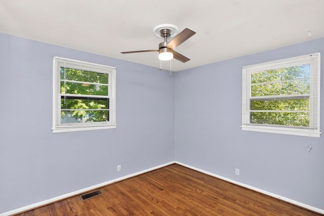 106 Vulco Dr, Hendersonville, TN 37075