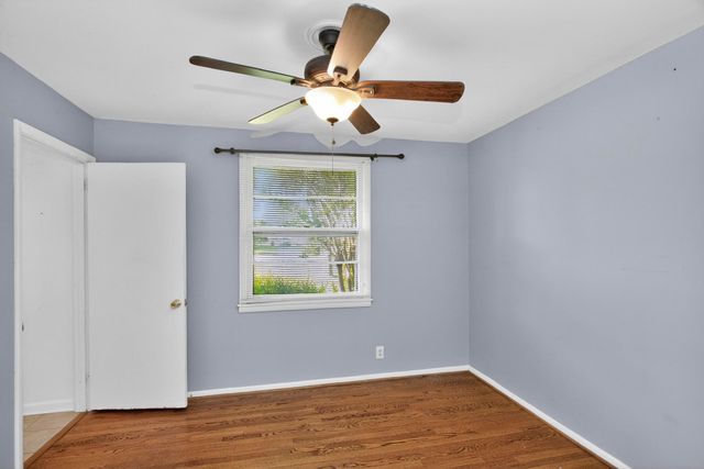 106 Vulco Dr, Hendersonville, TN 37075