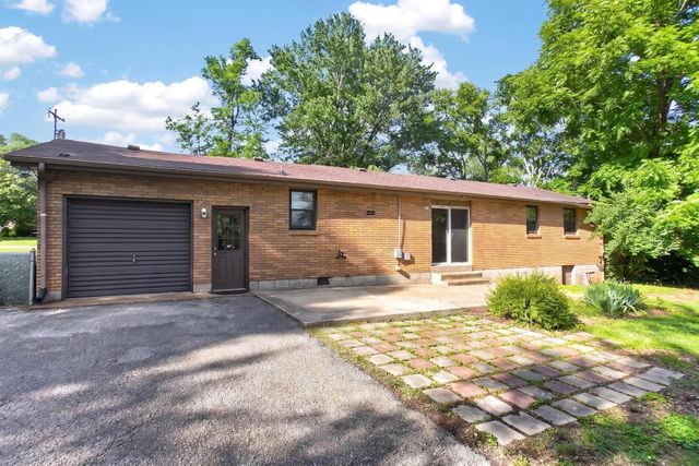 106 Vulco Dr, Hendersonville, TN 37075