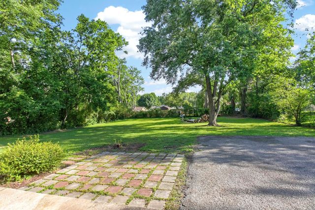 106 Vulco Dr, Hendersonville, TN 37075