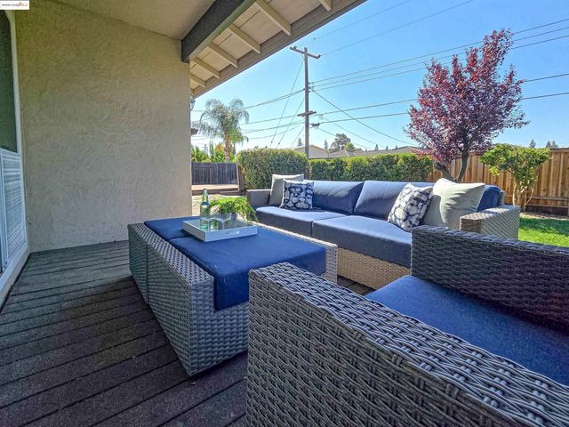 7036 13Th St, Sacramento, CA 95831