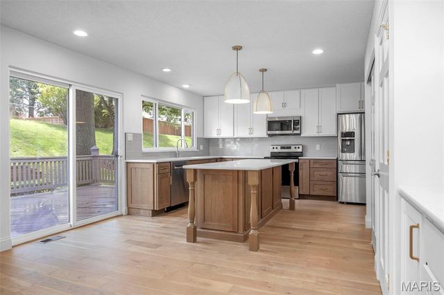 342 Clayton Trails Drive, Ellisville, MO 63011