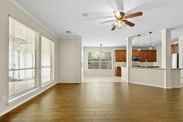 13911 Cypresswood Crossing Boulevard, Houston, TX 77070