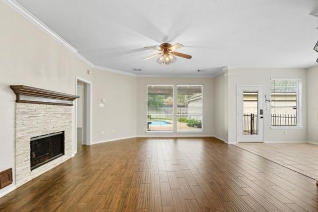 13911 Cypresswood Crossing Boulevard, Houston, TX 77070