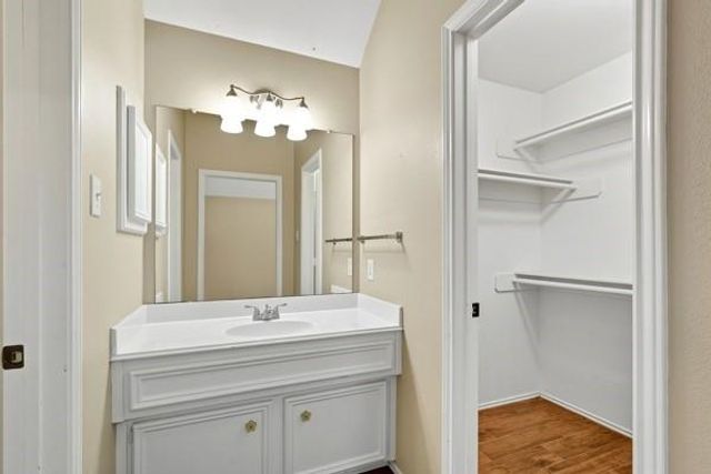 13911 Cypresswood Crossing Boulevard, Houston, TX 77070