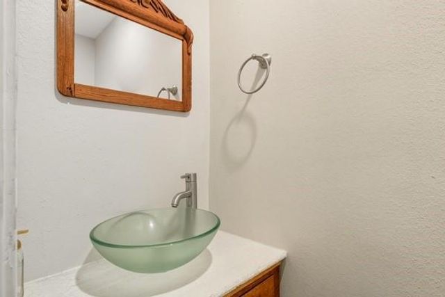 13911 Cypresswood Crossing Boulevard, Houston, TX 77070