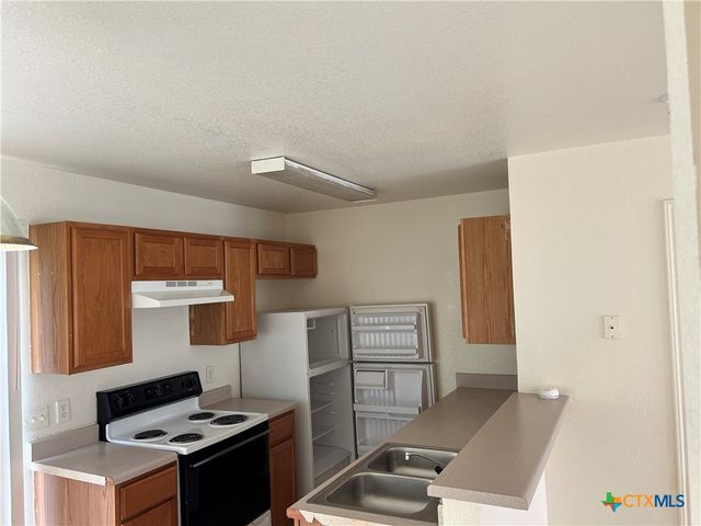 5801 Redstone Drive, Killeen, TX 76543