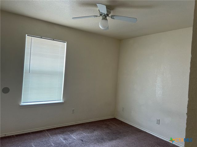 5801 Redstone Drive, Killeen, TX 76543