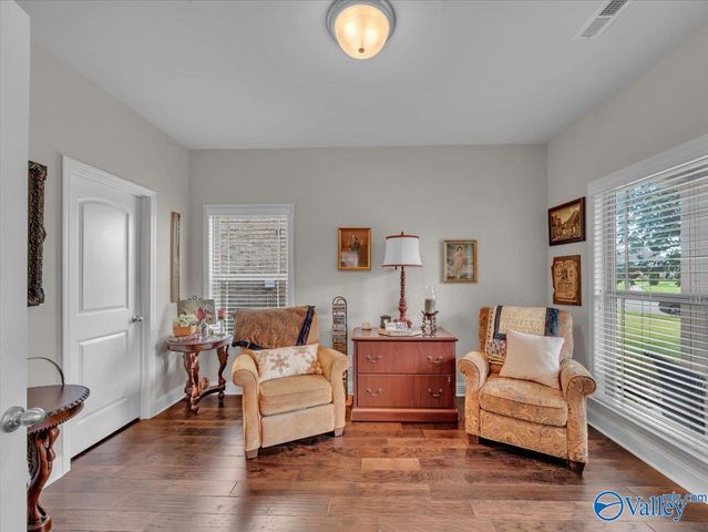 7 Sudworth Drive SW, Huntsville, AL 35824