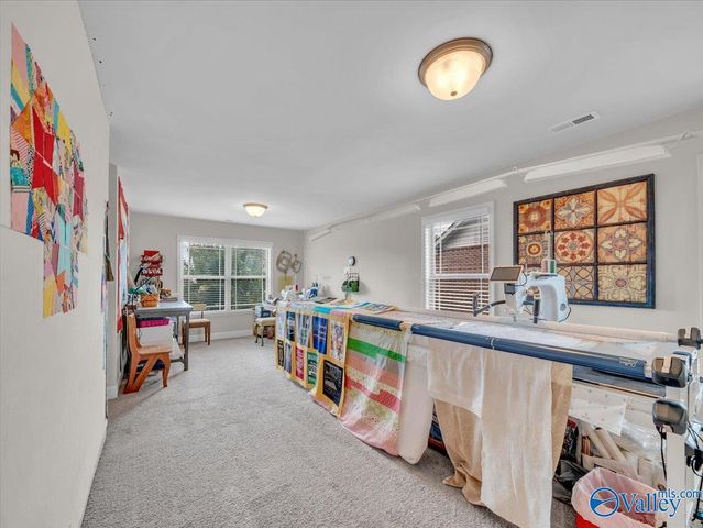 7 Sudworth Drive SW, Huntsville, AL 35824