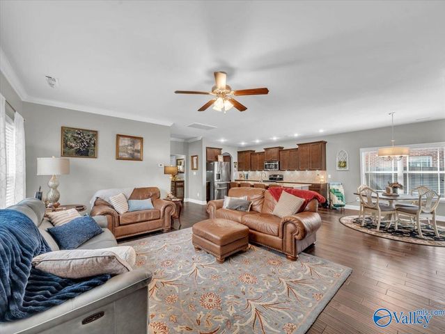 7 Sudworth Drive SW, Huntsville, AL 35824