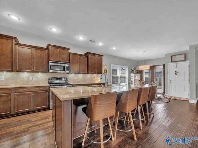 7 Sudworth Drive SW, Huntsville, AL 35824