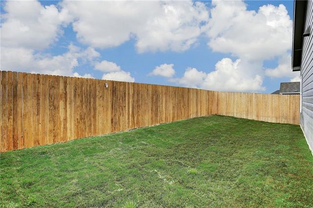 251 Geode GLN, Maxwell, TX 78656