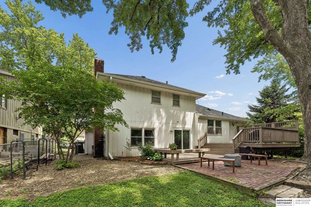 1806 Mayfair Drive, Omaha, NE 68144