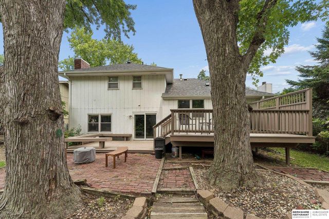 1806 Mayfair Drive, Omaha, NE 68144