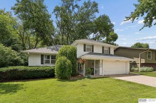 1806 Mayfair Drive, Omaha, NE 68144