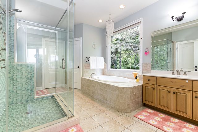26010 W Airport Road, Minooka, IL 60447