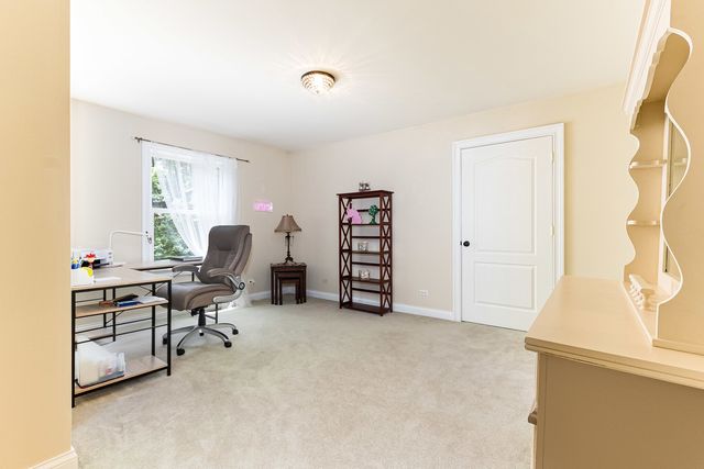 26010 W Airport Road, Minooka, IL 60447