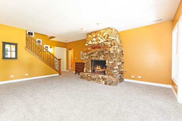26010 W Airport Road, Minooka, IL 60447