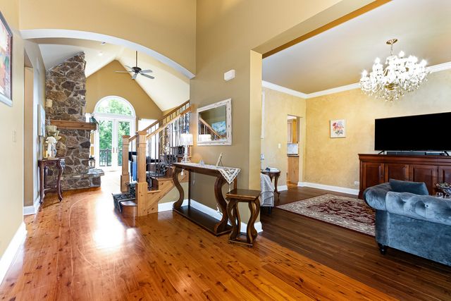 26010 W Airport Road, Minooka, IL 60447