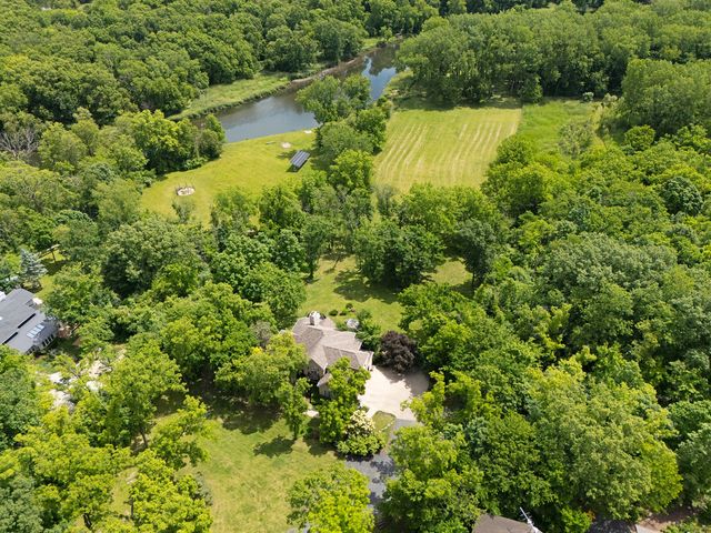 26010 W Airport Road, Minooka, IL 60447