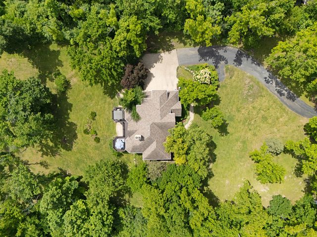 26010 W Airport Road, Minooka, IL 60447