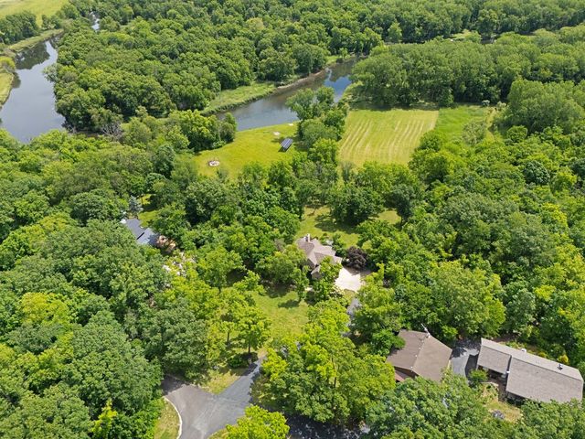 26010 W Airport Road, Minooka, IL 60447