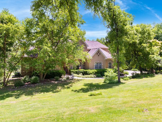 26010 W Airport Road, Minooka, IL 60447