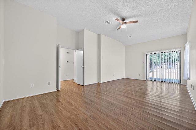 4615 Leicester Way, Missouri City, TX 77459