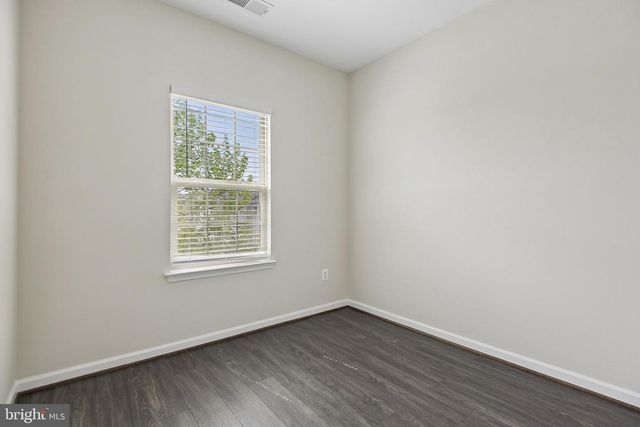 10018 SANDY RUN RD, Middle River, MD 21220