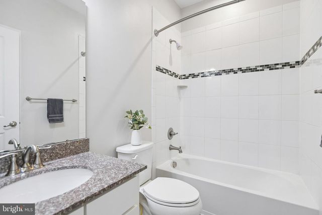 10018 SANDY RUN RD, Middle River, MD 21220