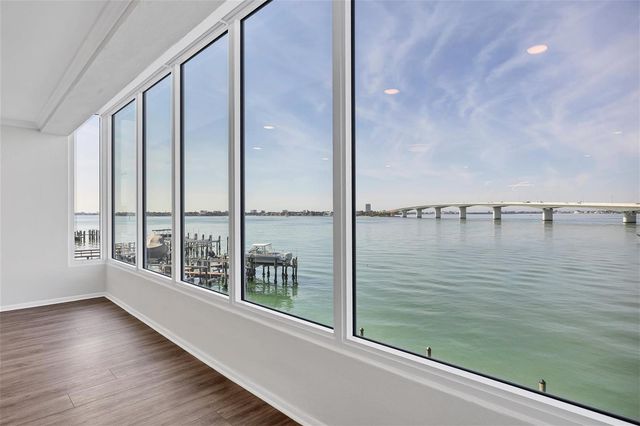 226 GOLDEN GATE POINT 32, Sarasota, FL 34236