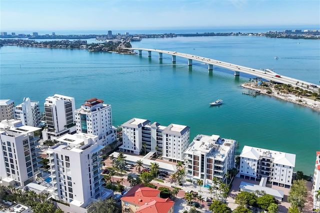 226 GOLDEN GATE POINT 32, Sarasota, FL 34236