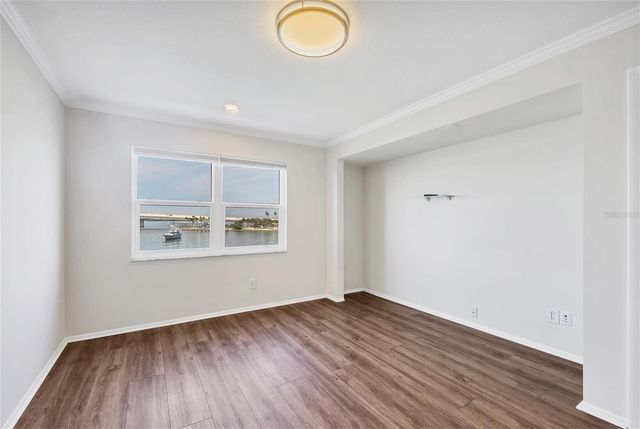 226 GOLDEN GATE POINT 32, Sarasota, FL 34236