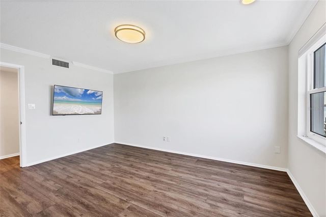 226 GOLDEN GATE POINT 32, Sarasota, FL 34236